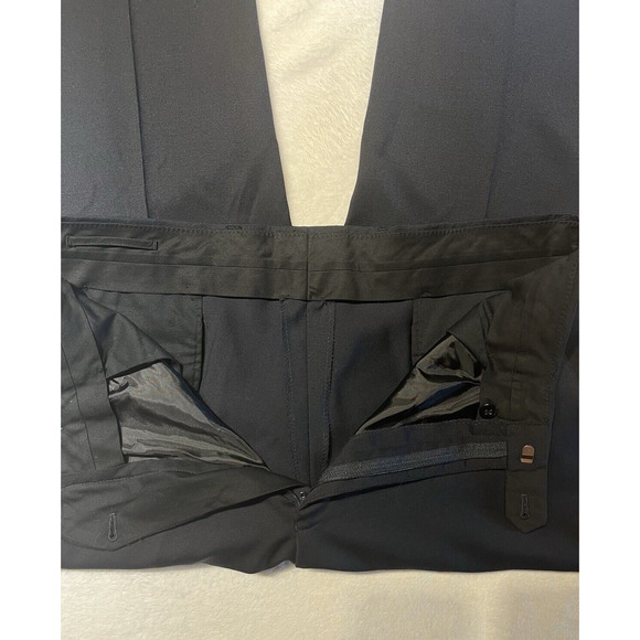 Jos A Bank Traveler 43L 36x31 Mens Navy Blue 2 Piece Suit Jacket Pants - Picture 13 of 16